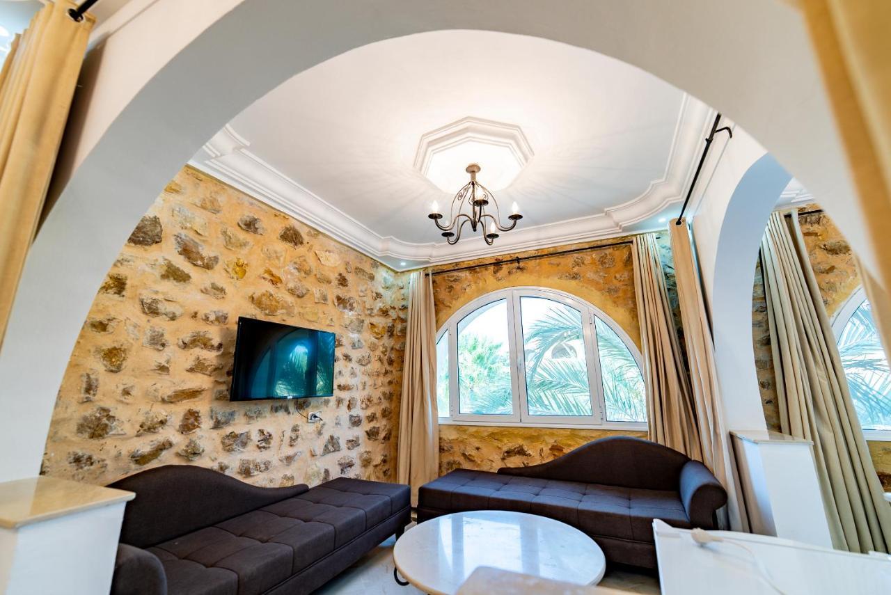 Dar Mhenna Hotel 4*